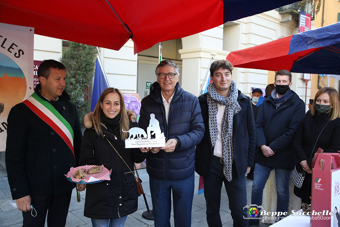 VBS_6060 - 10.ma Fiera Nazionale del Tartufo e Fiera dei Santi.jpg